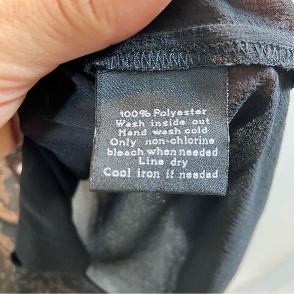 Ladies Rock & Republic brand Sheer Copper and Black Snakeprint Blouse Medium - Picture 12 of 13